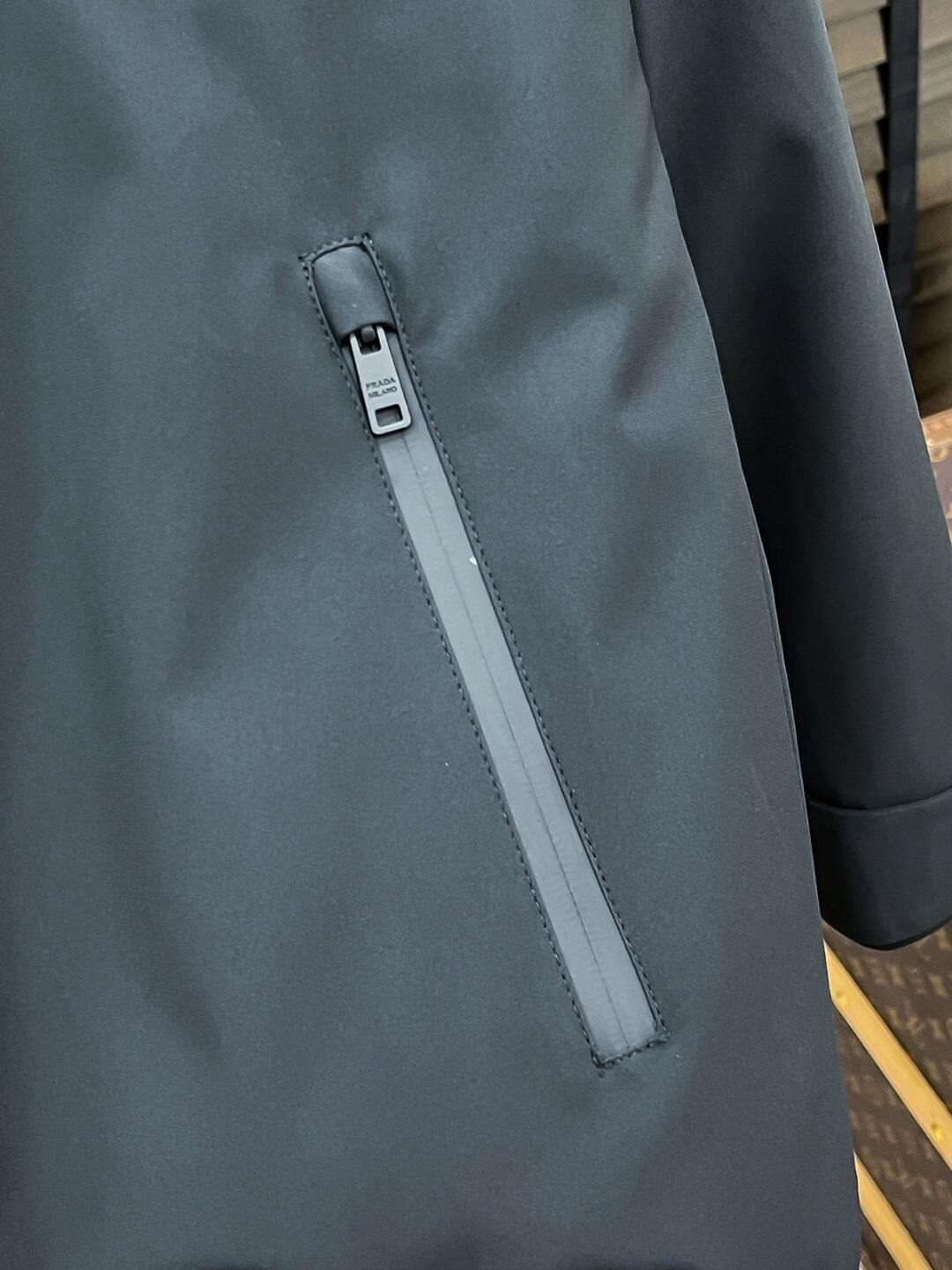 Logo Jacket