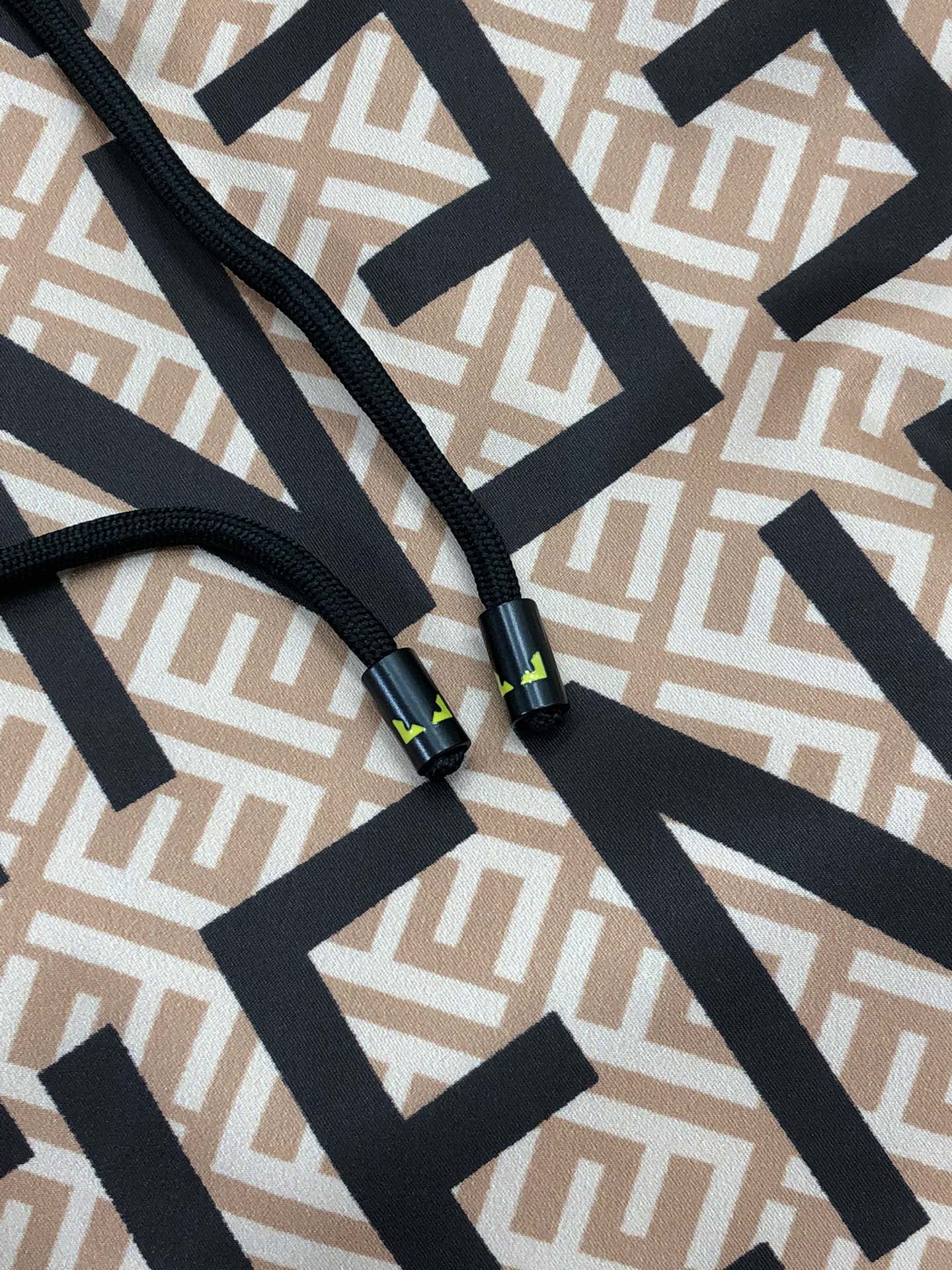 Logo Shorts