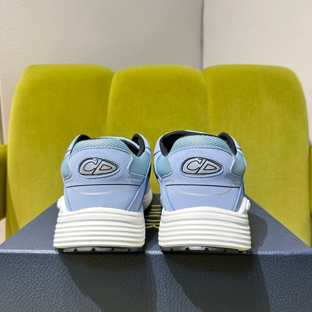 B30 Sneaker