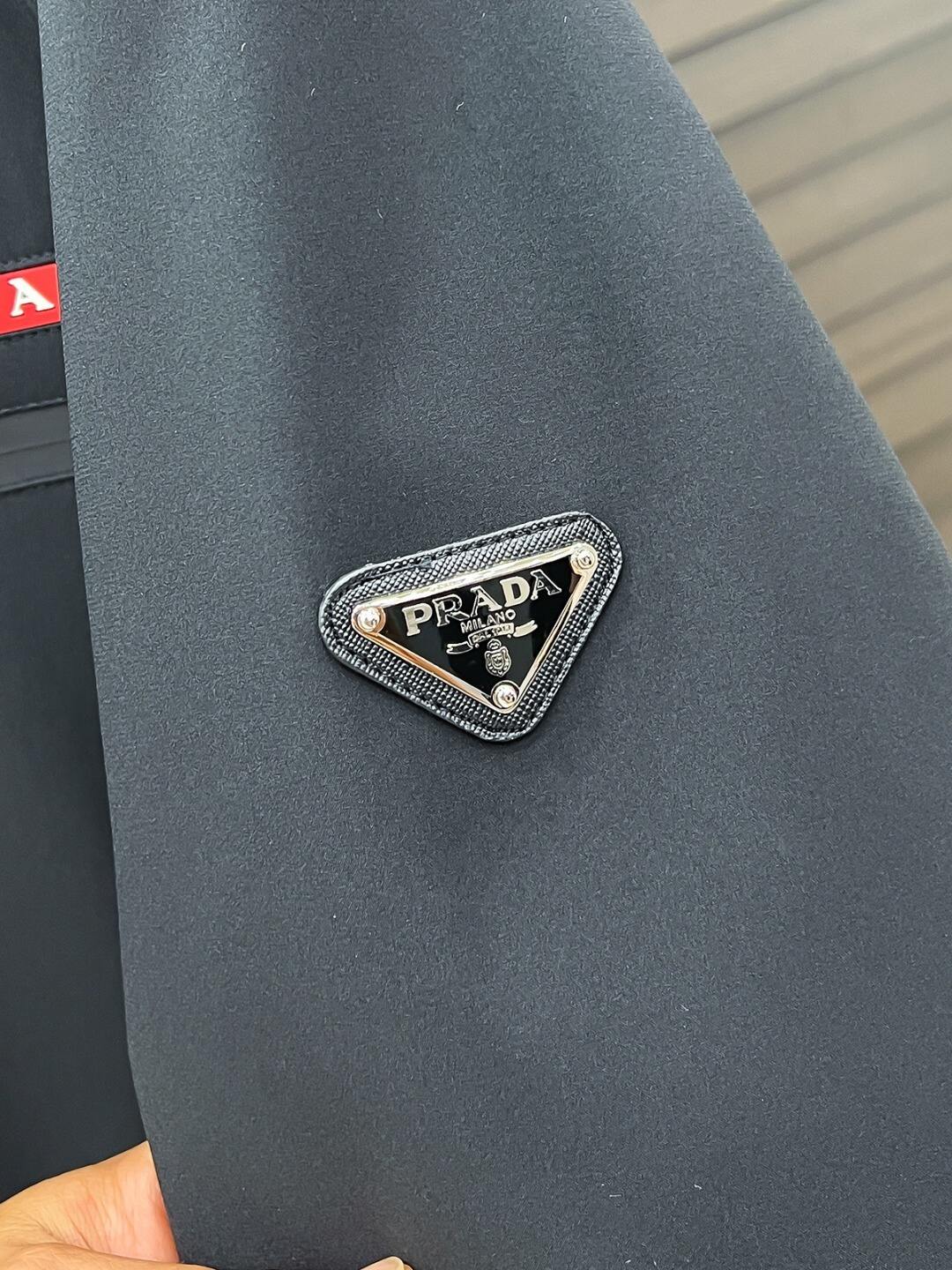 Logo Jacket