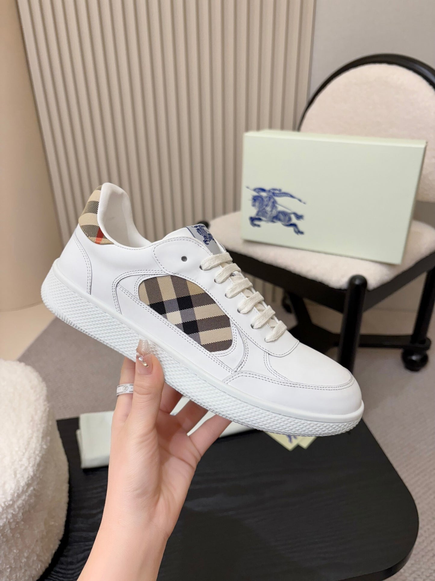 Check Trainers