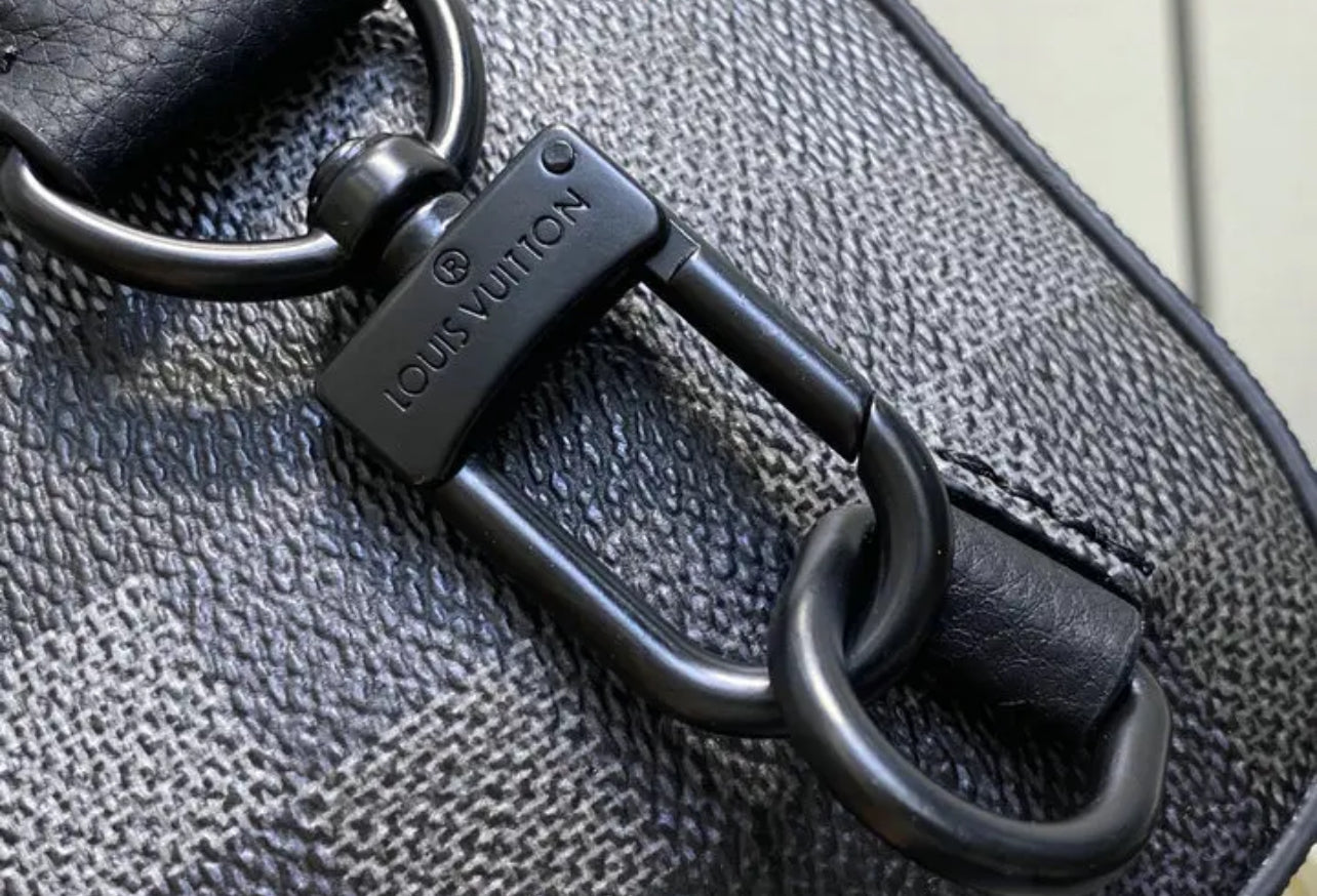 Avenue Sling Bag