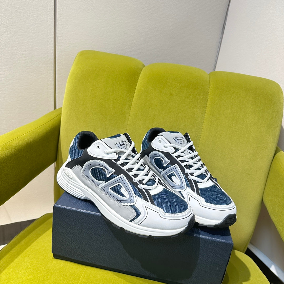 B30 Sneaker