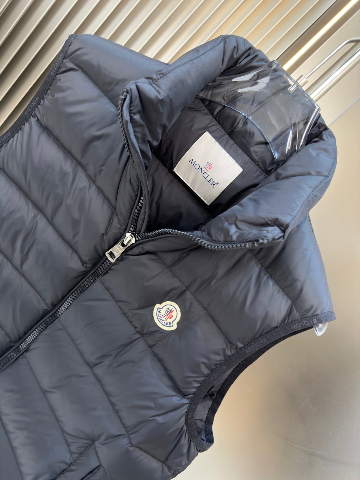 Contrin Gilet