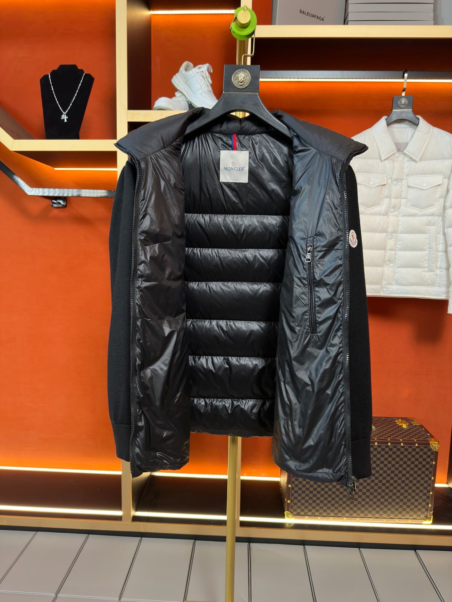 Logo Jacket