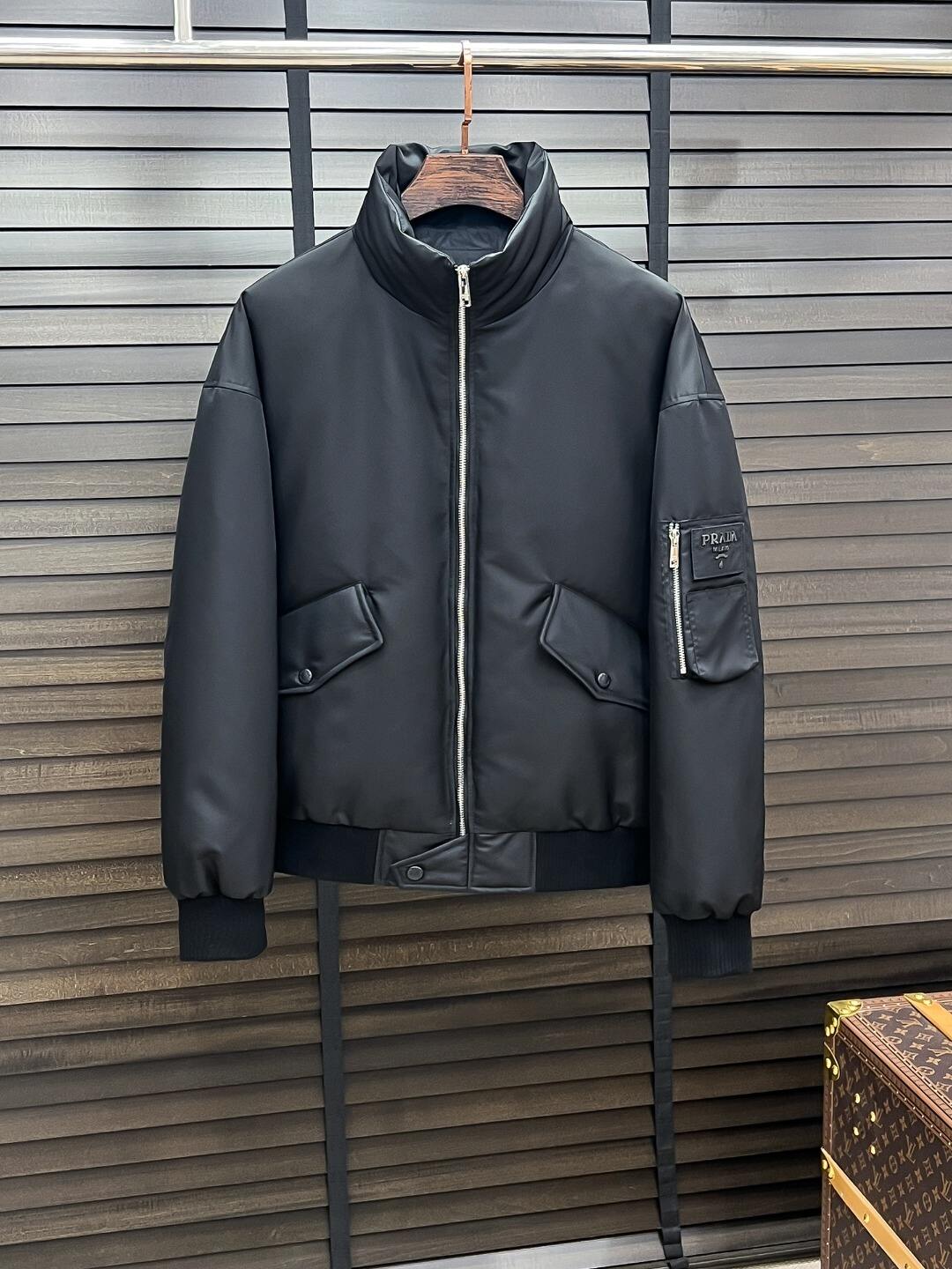 Logo Jacket
