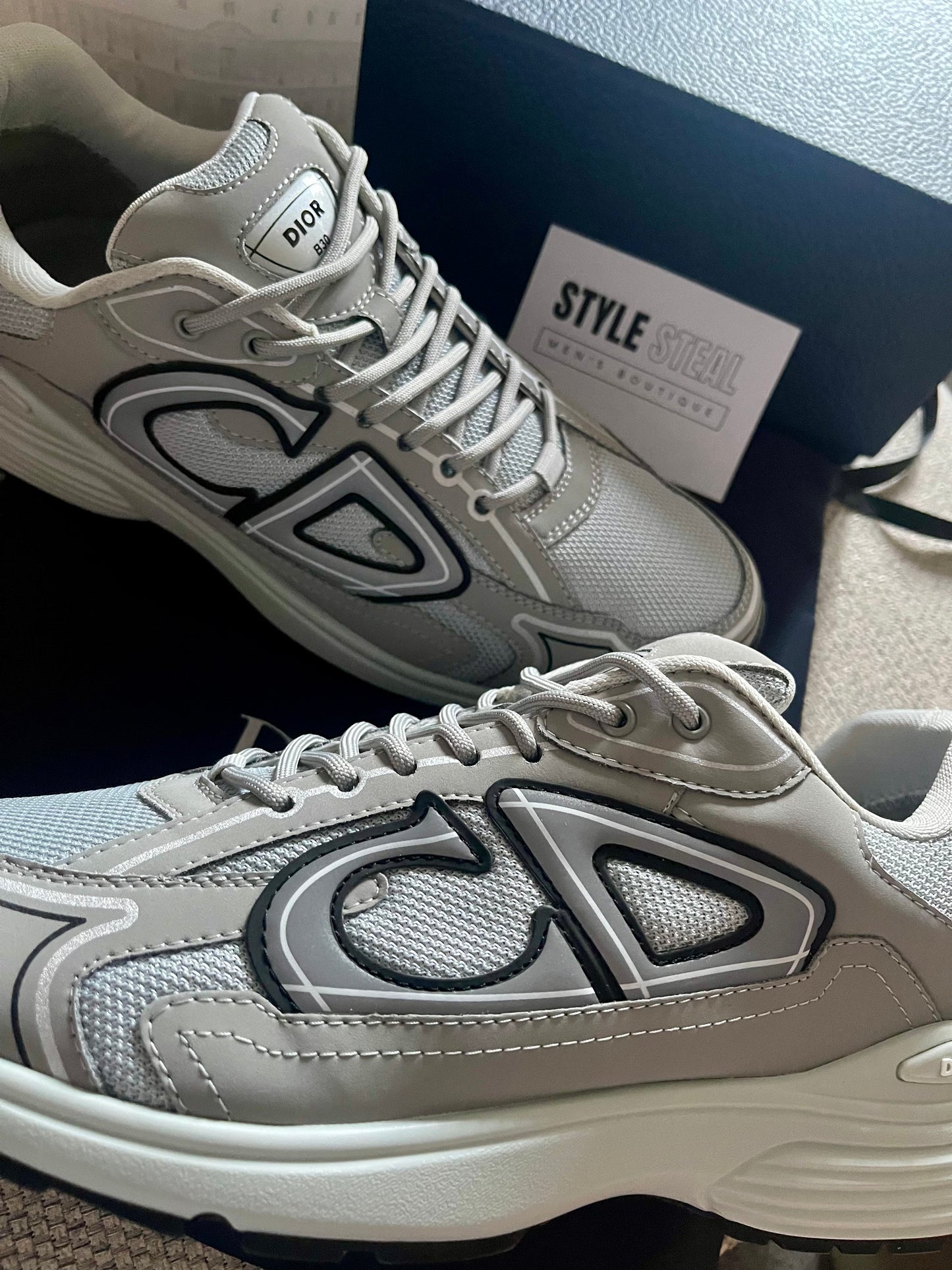 B30 Sneaker