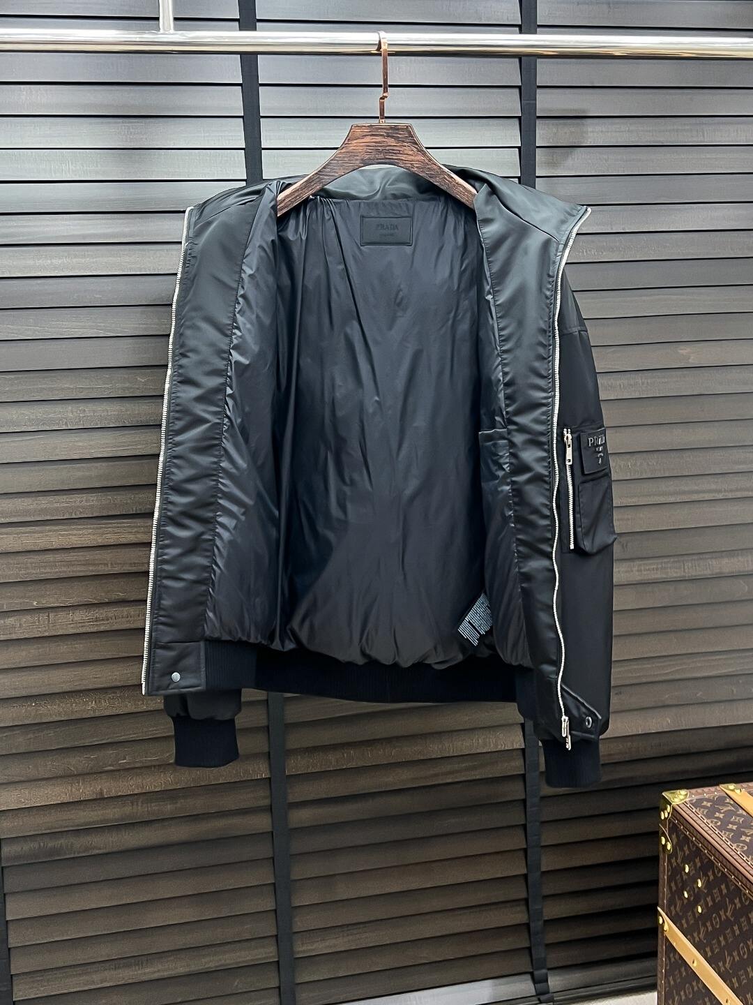 Logo Jacket
