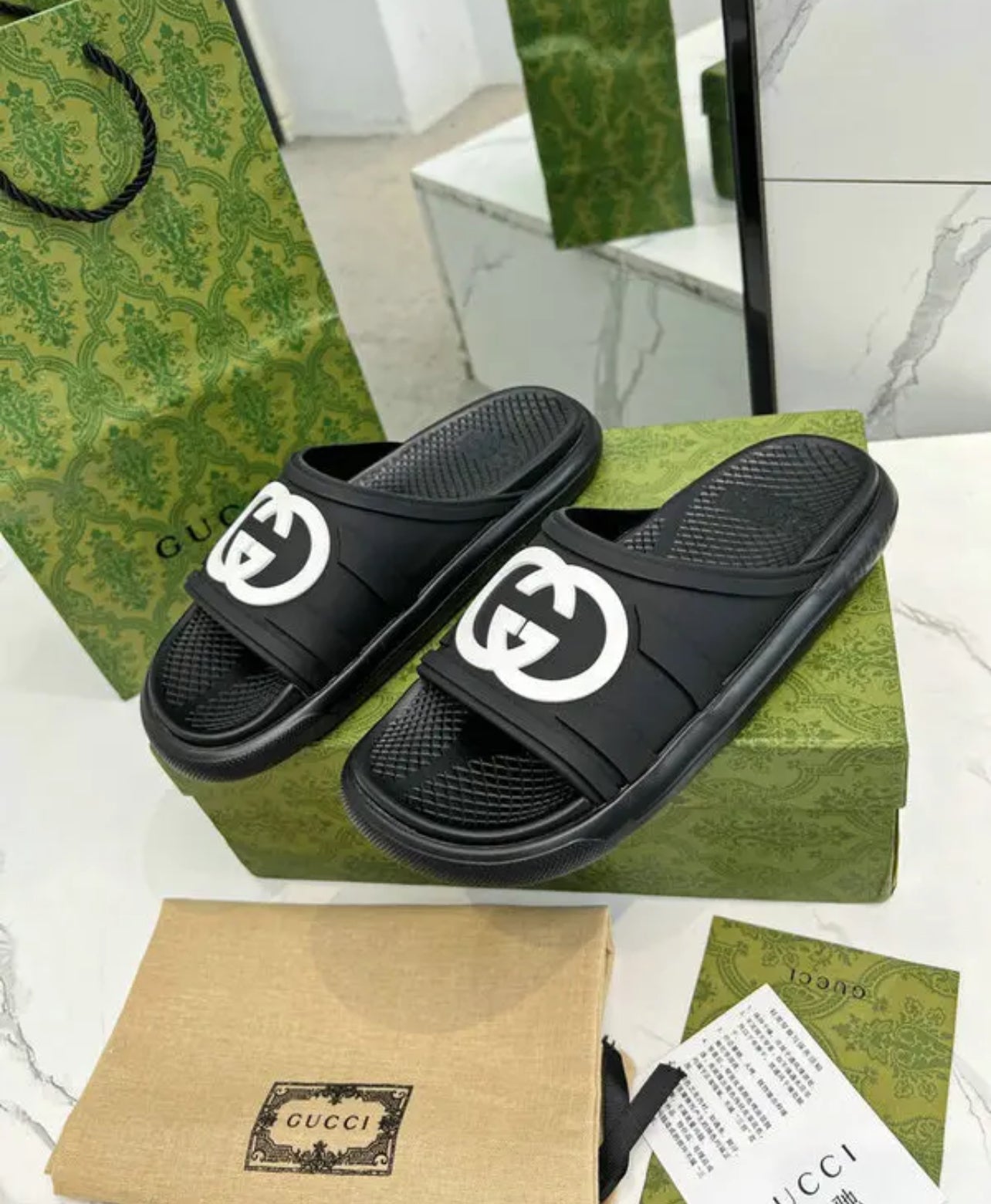Logo Slides
