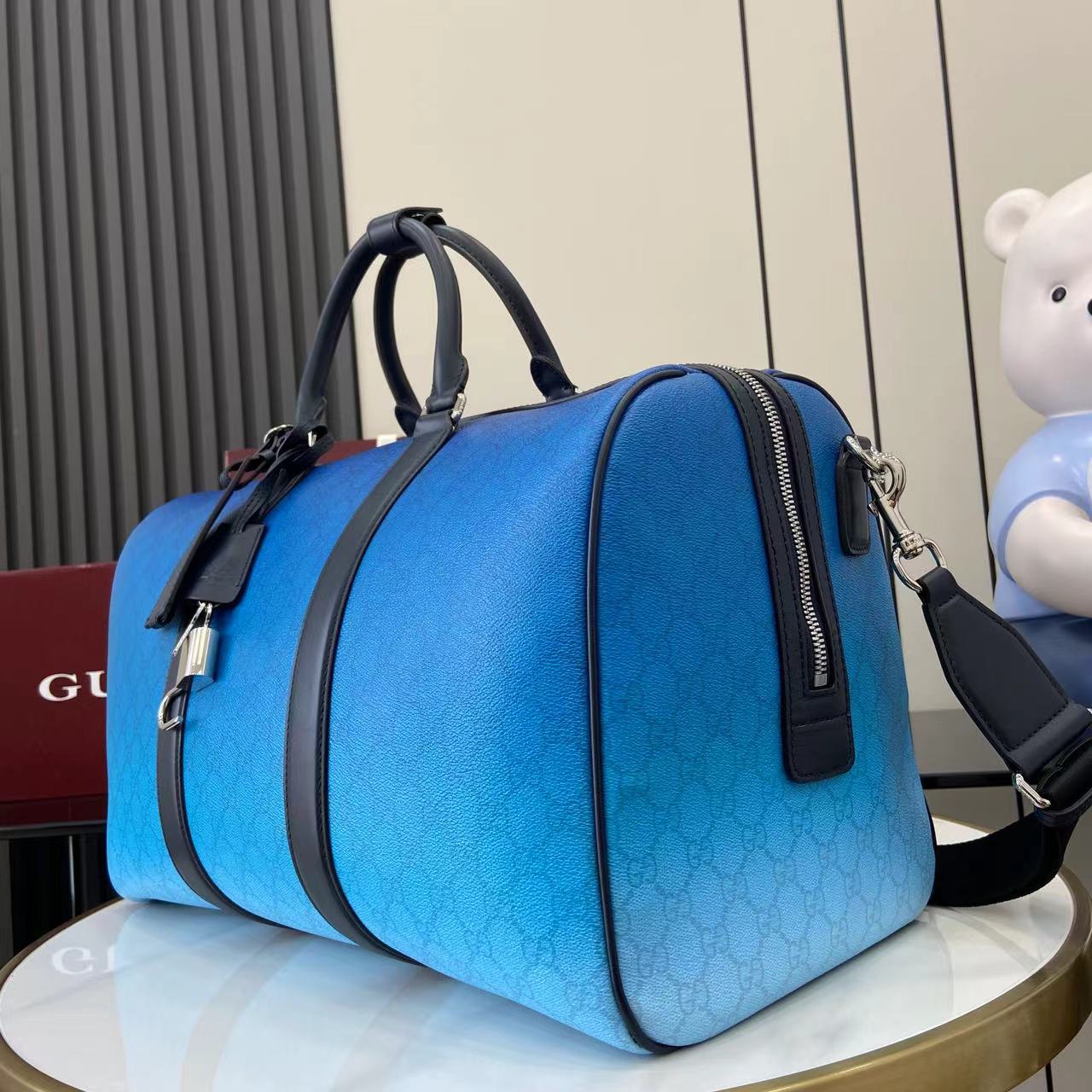 Medium Duffle Bag