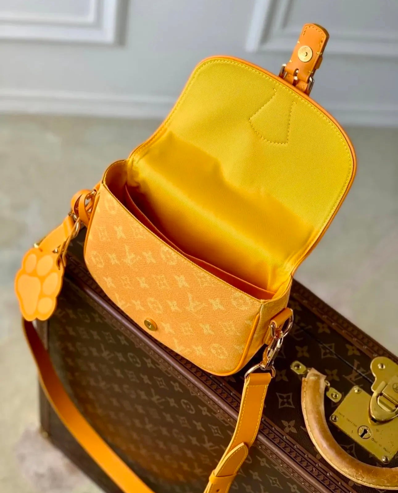 Montsouris Messenger Bag