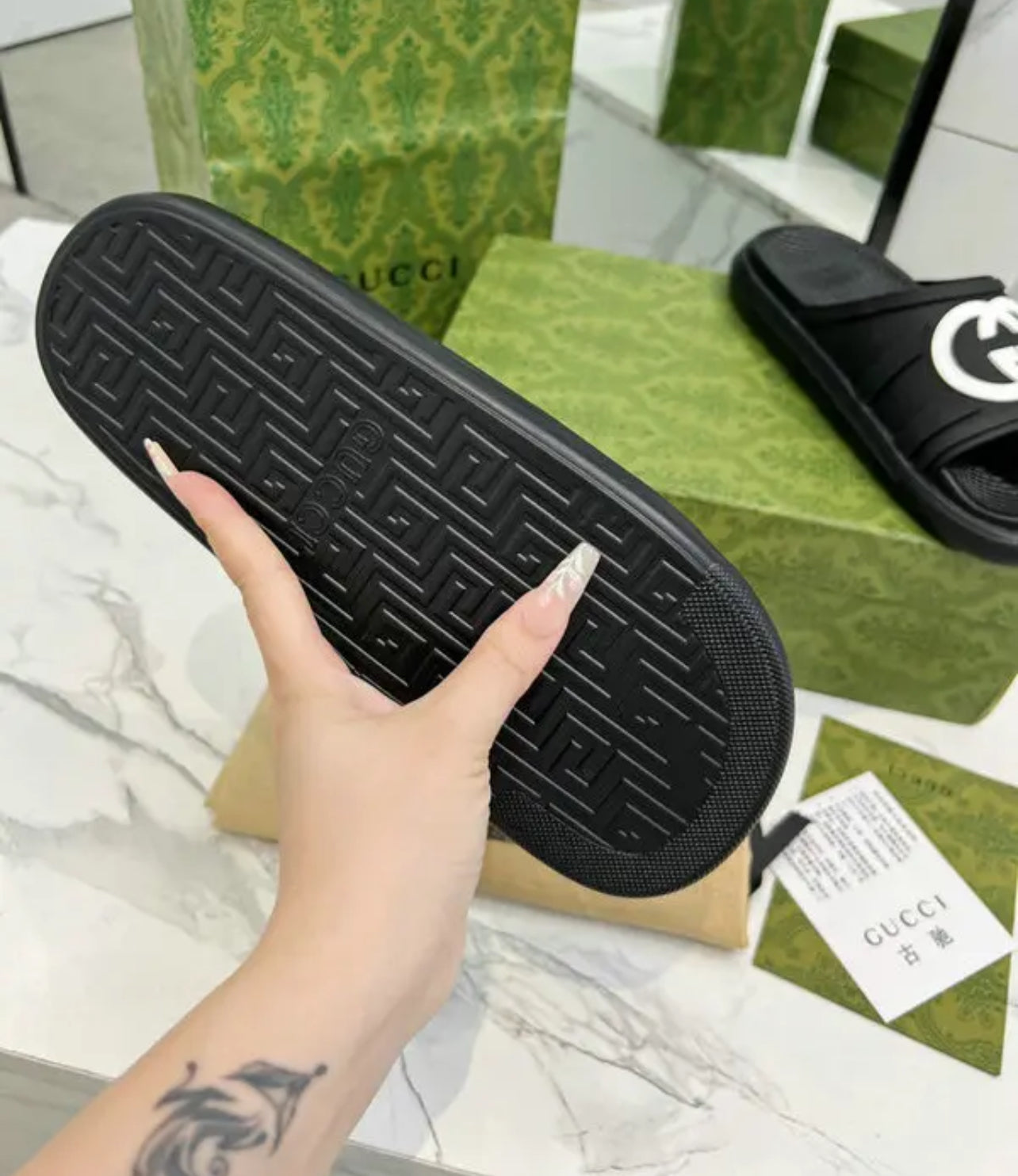 Logo Slides