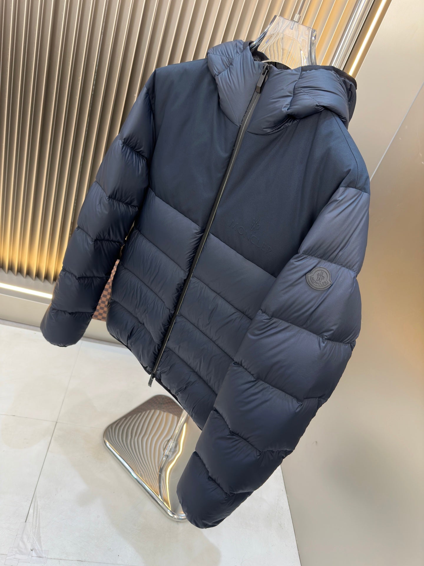 Veumont Jacket