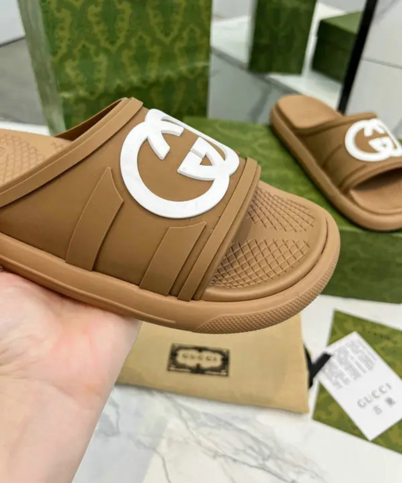 Logo Slides