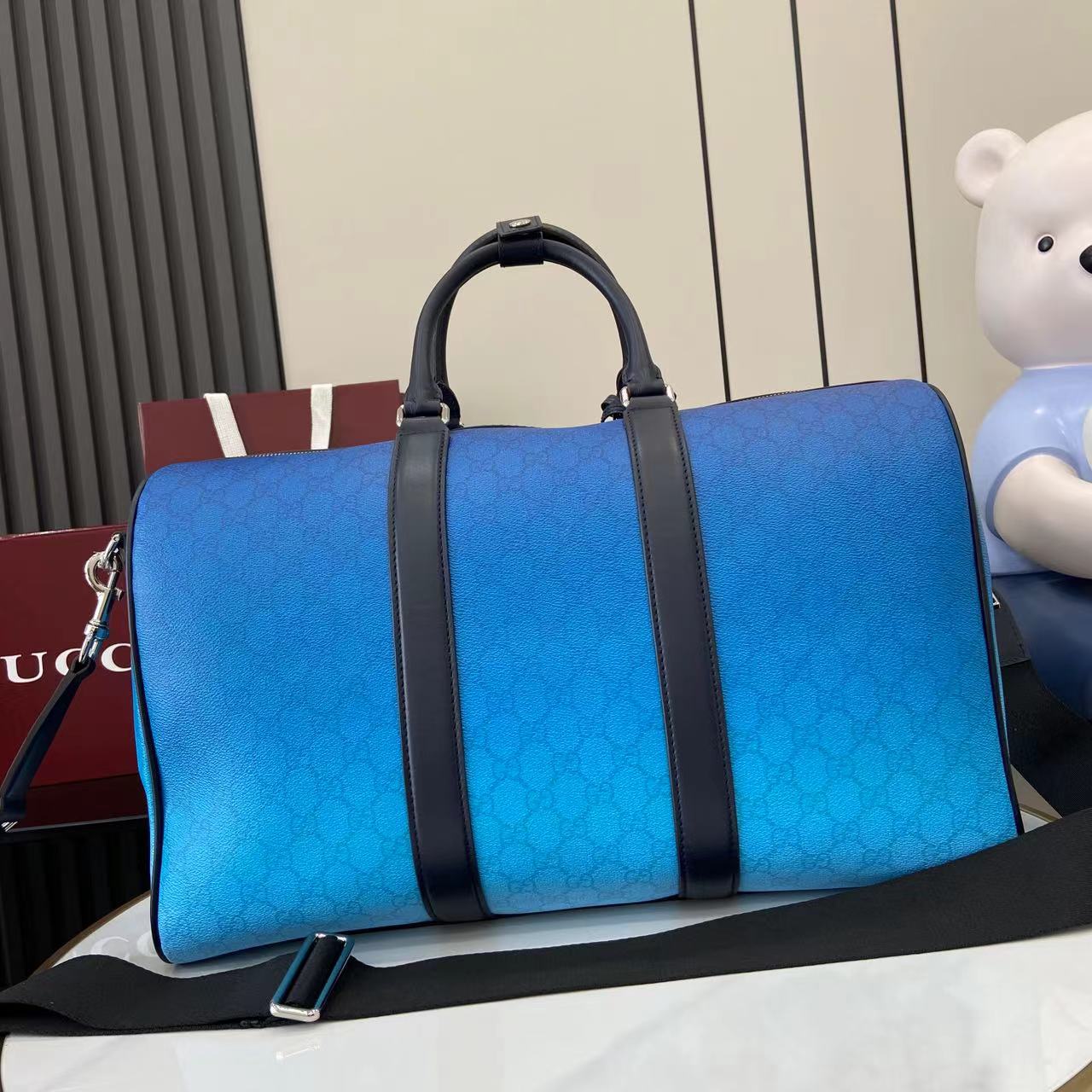 Medium Duffle Bag