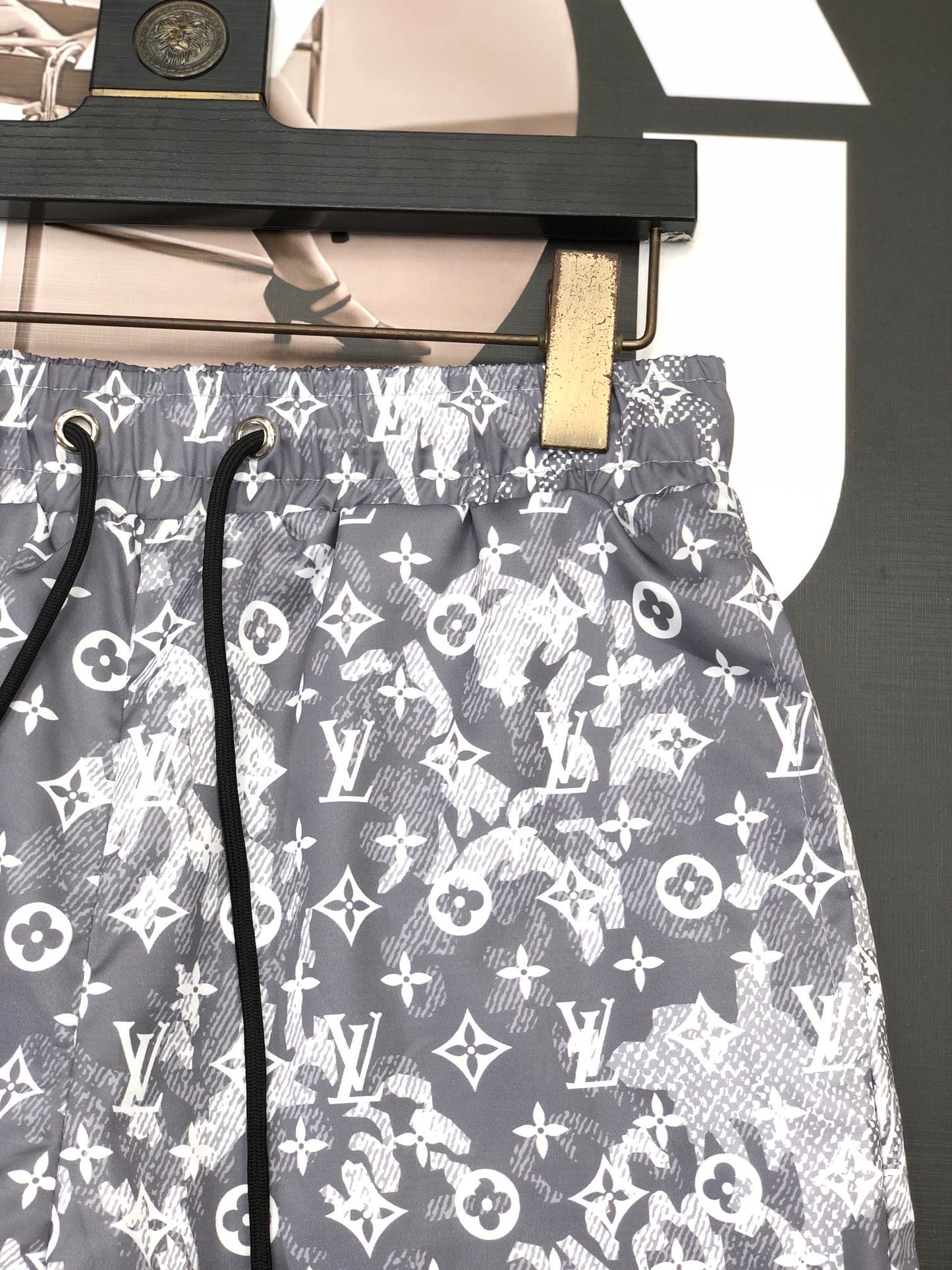 Logo Shorts
