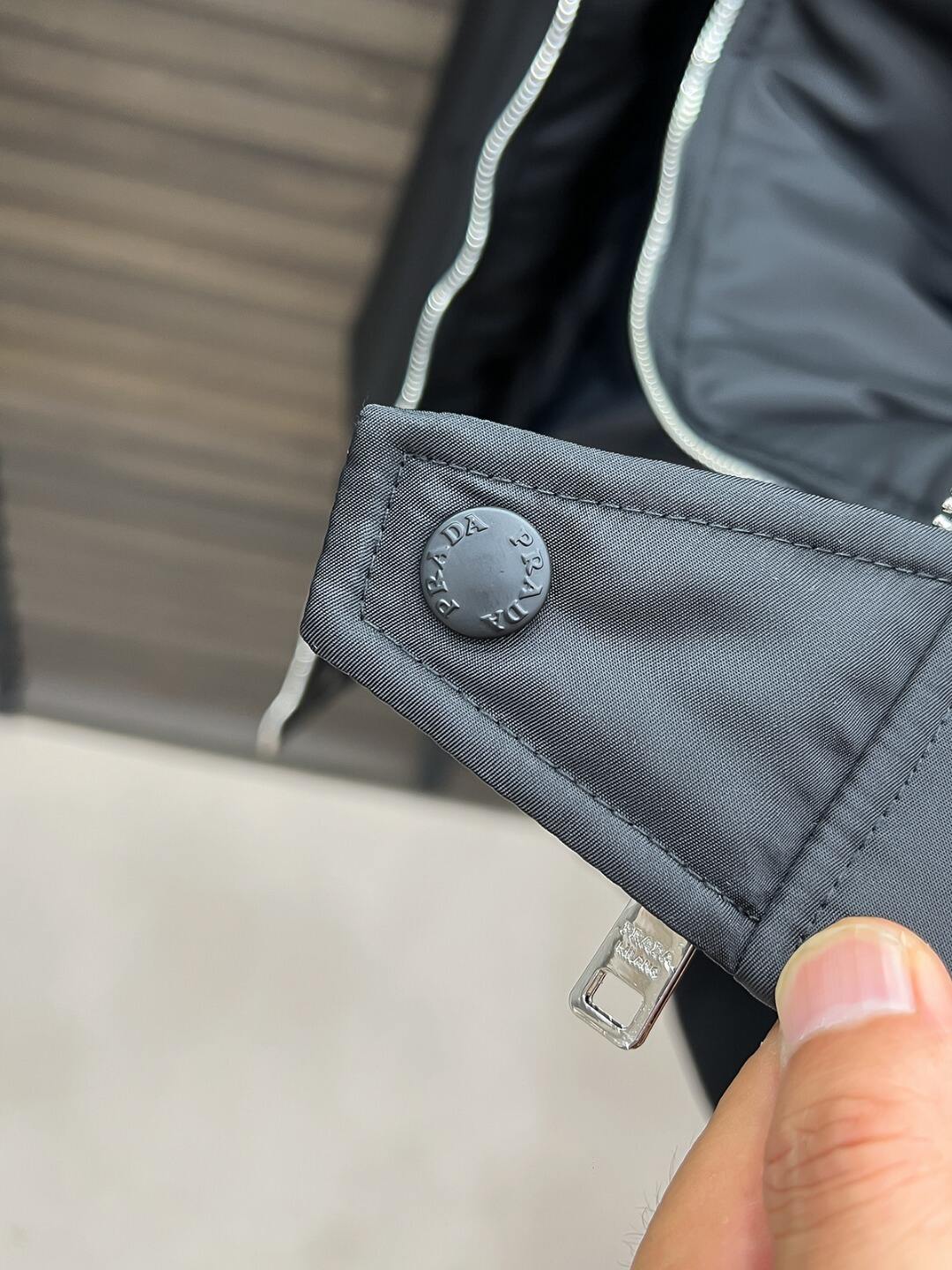 Logo Jacket