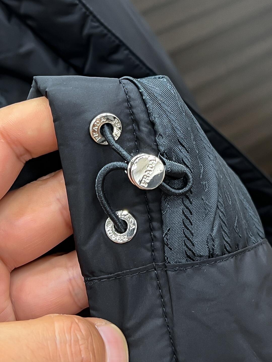 Logo Jacket