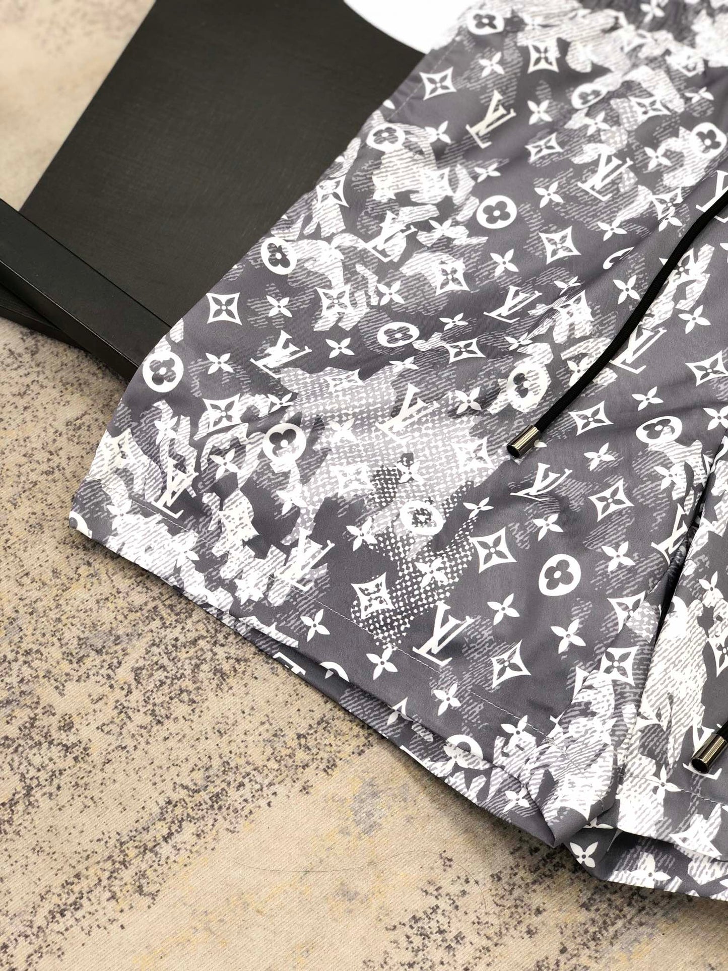 Logo Shorts