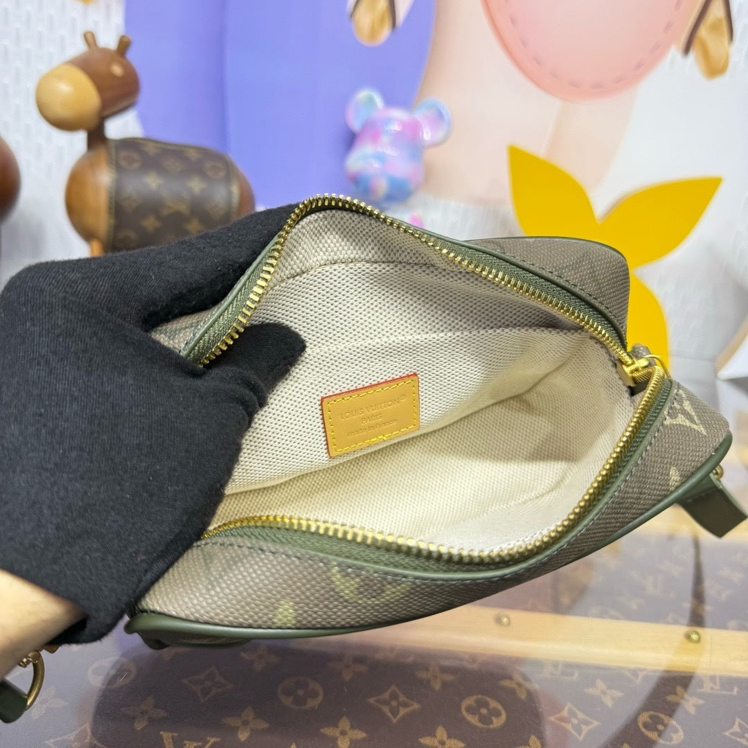 Trocadero Wearable Wallet