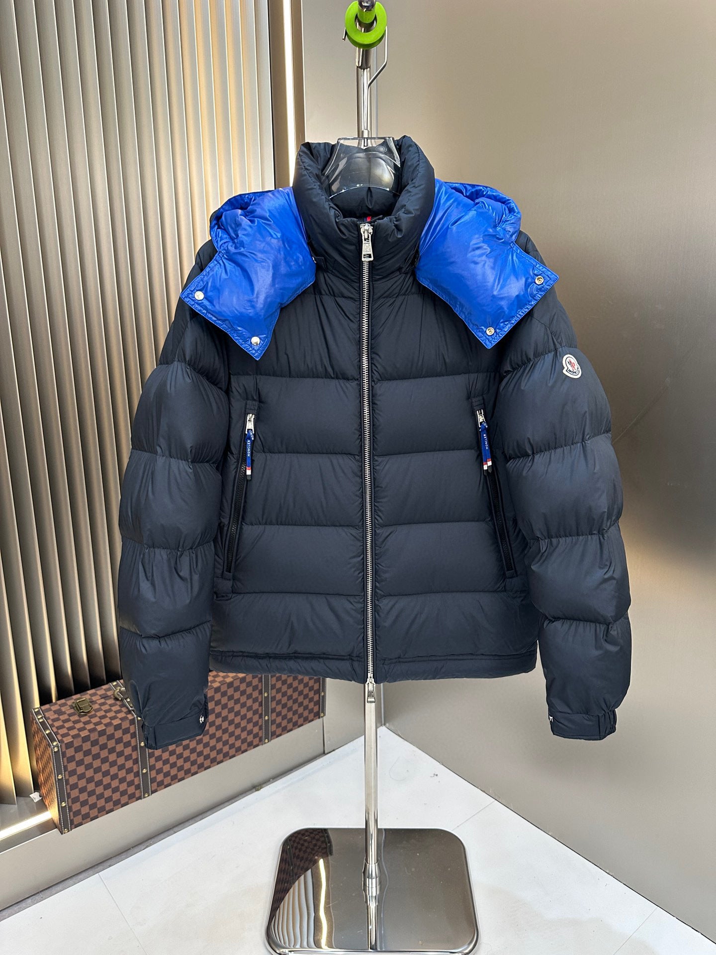 Logo Jacket