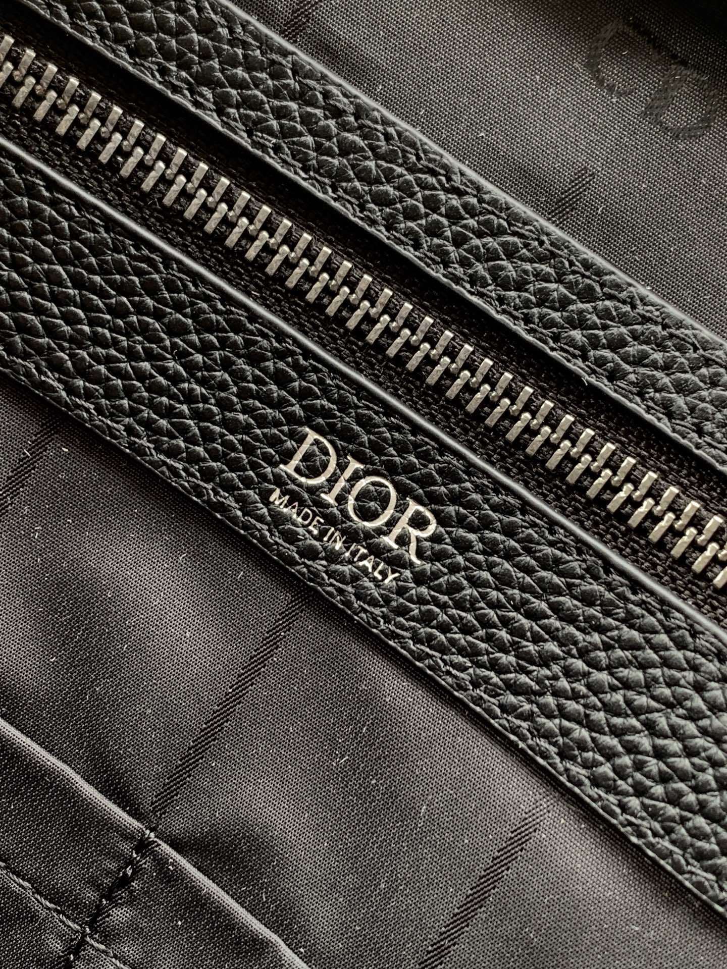 Icon Zipped Briefcase