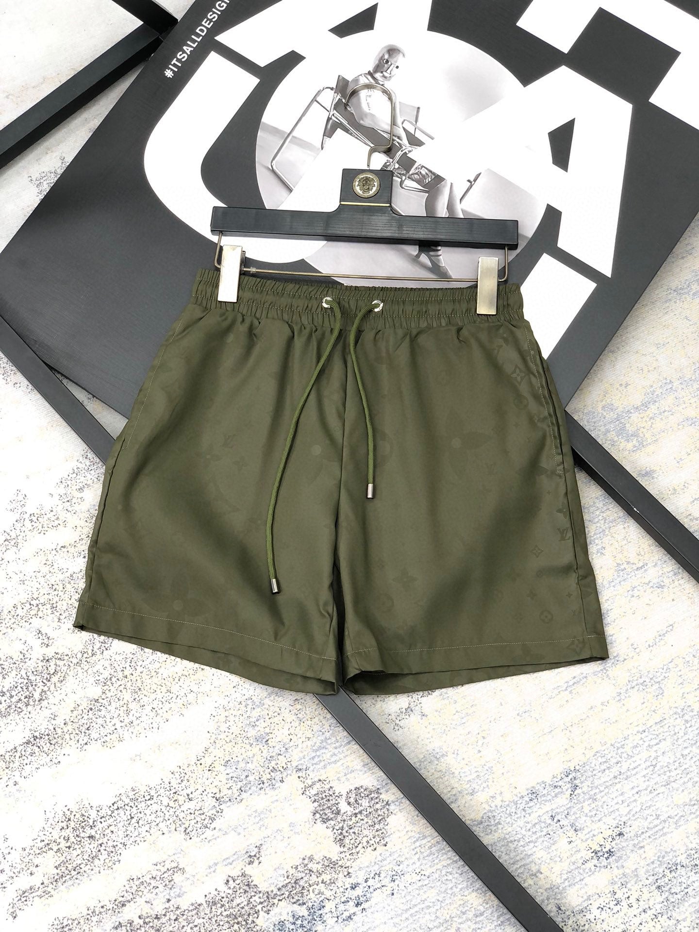 Logo Shorts