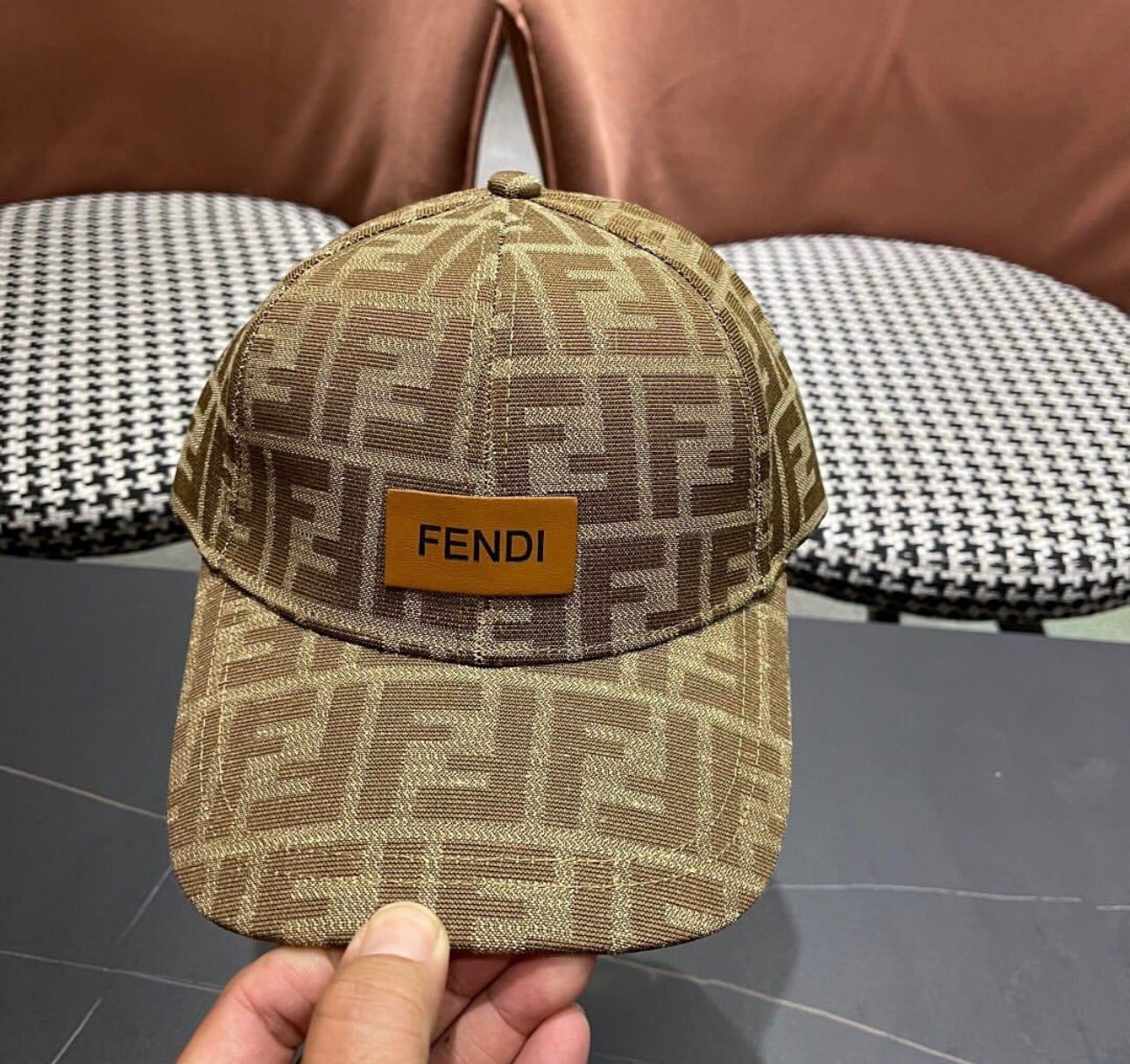 Logo Cap
