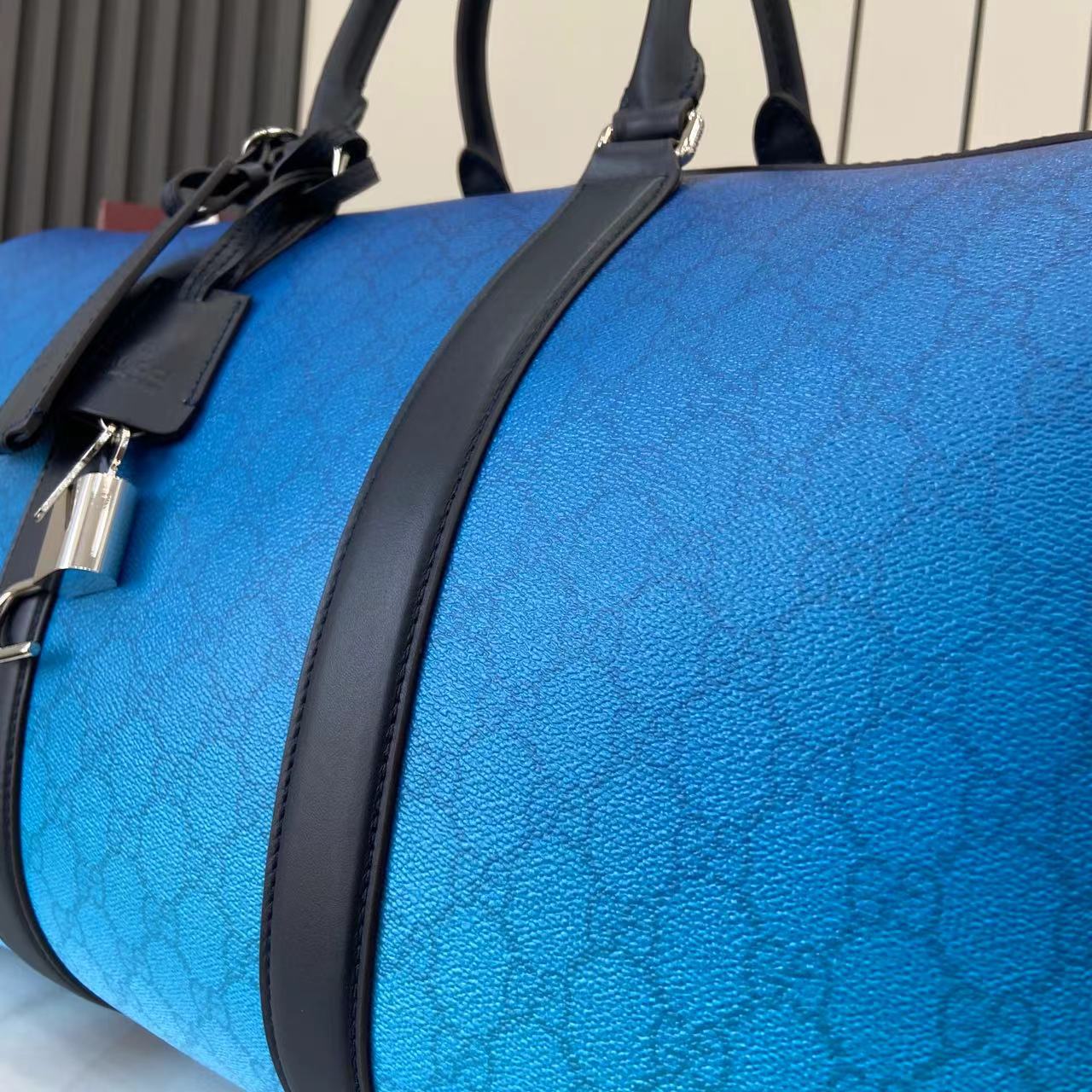 Medium Duffle Bag