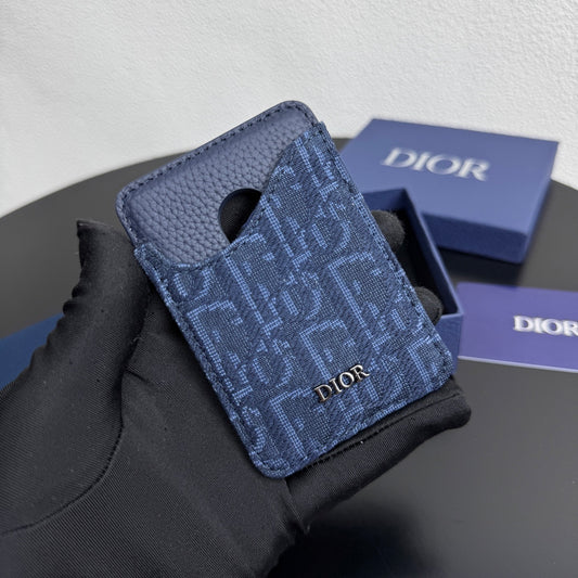 Oblique Magsafe Card Holder