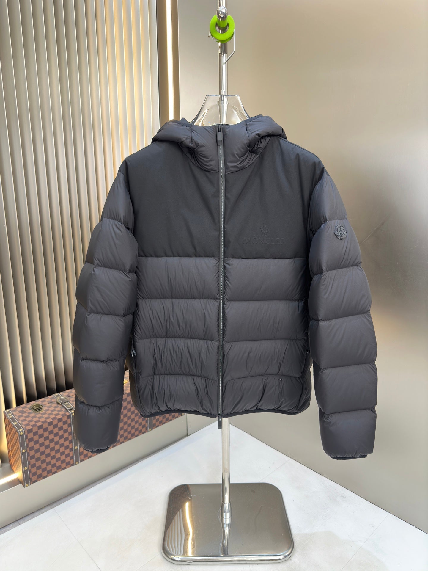 Veumont Jacket