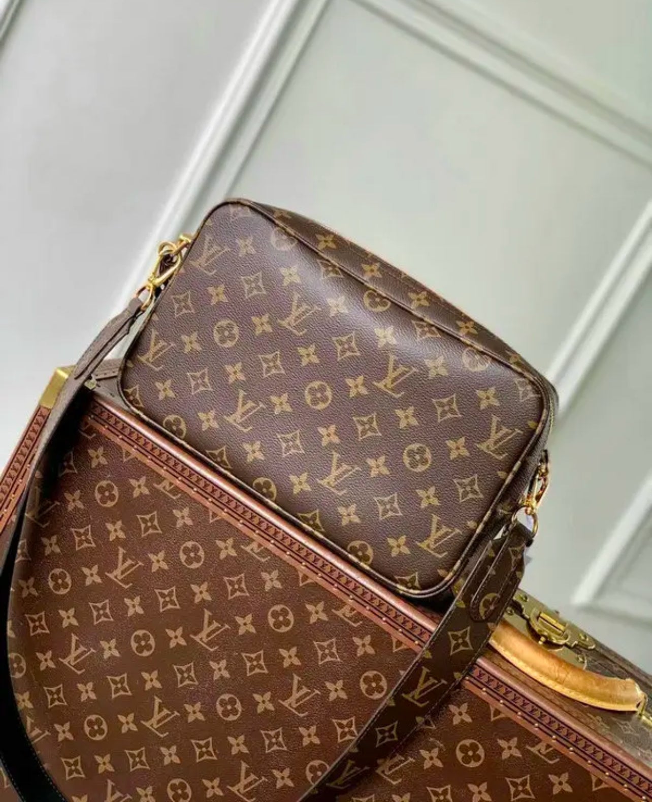 Monogram Messenger