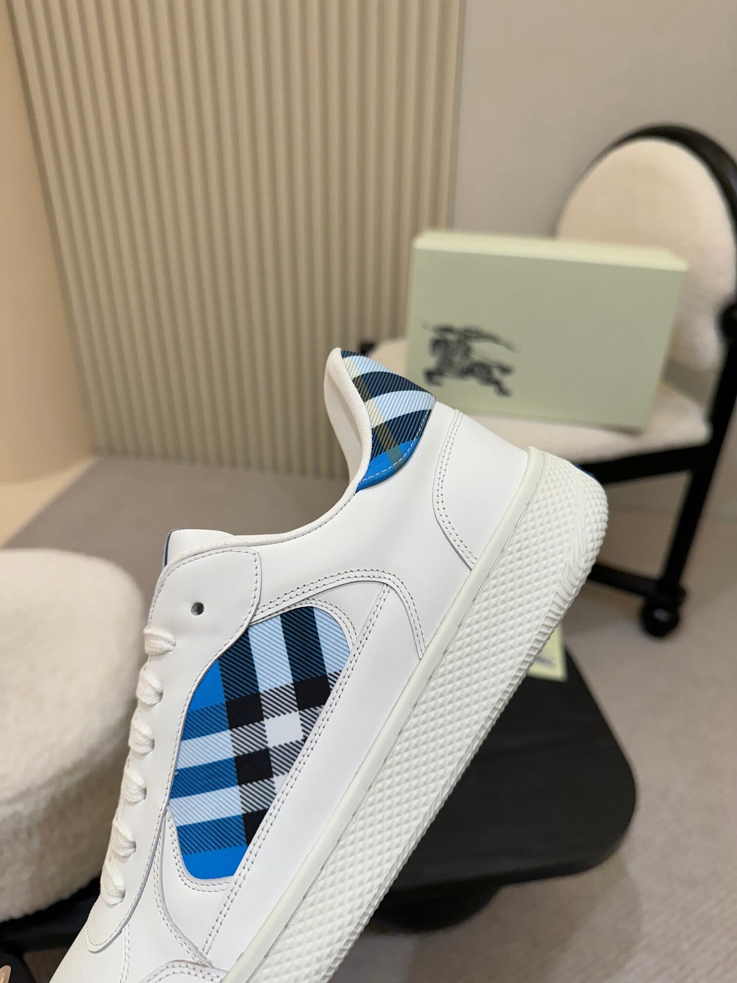Check Trainers
