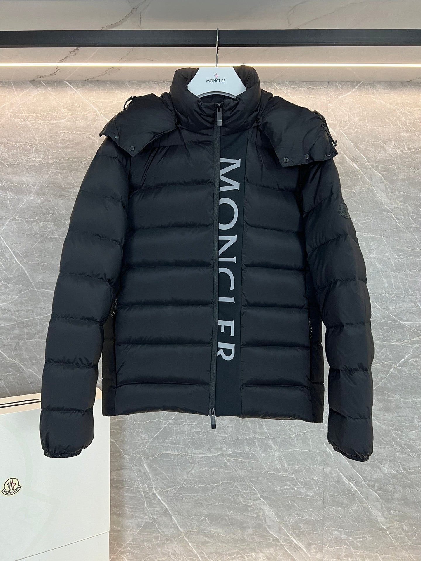 Mengjia Jacket