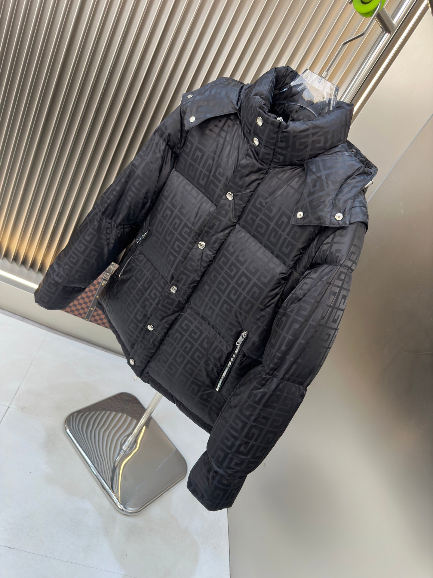 Logo Jacket