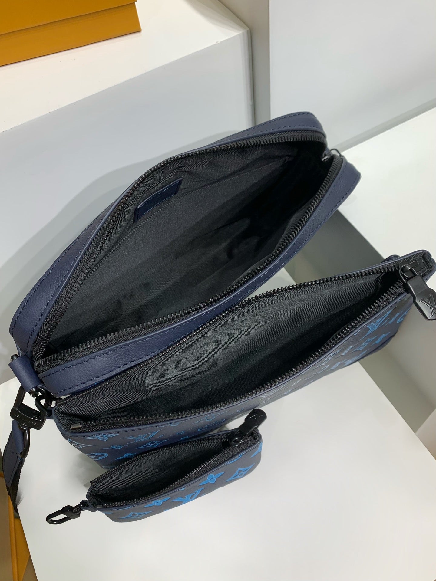 Trio Messenger