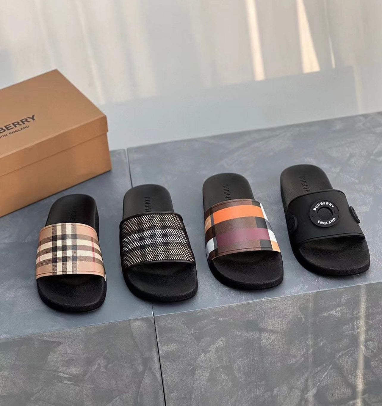 Logo Slides