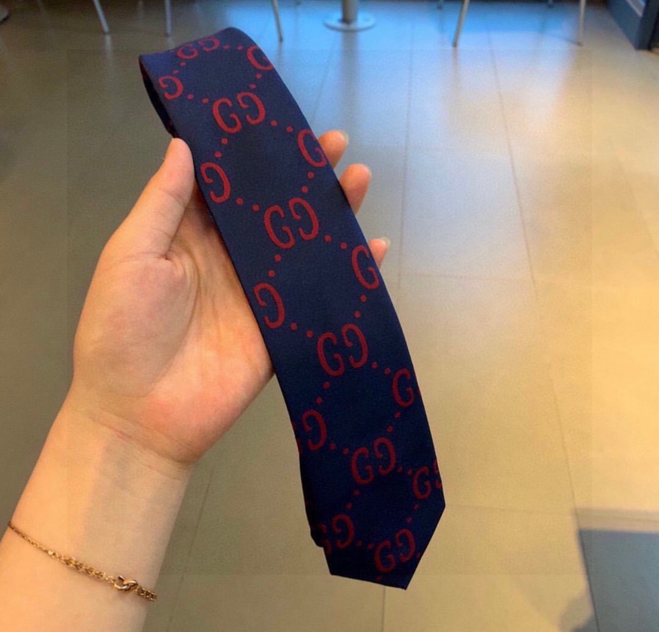 Tie