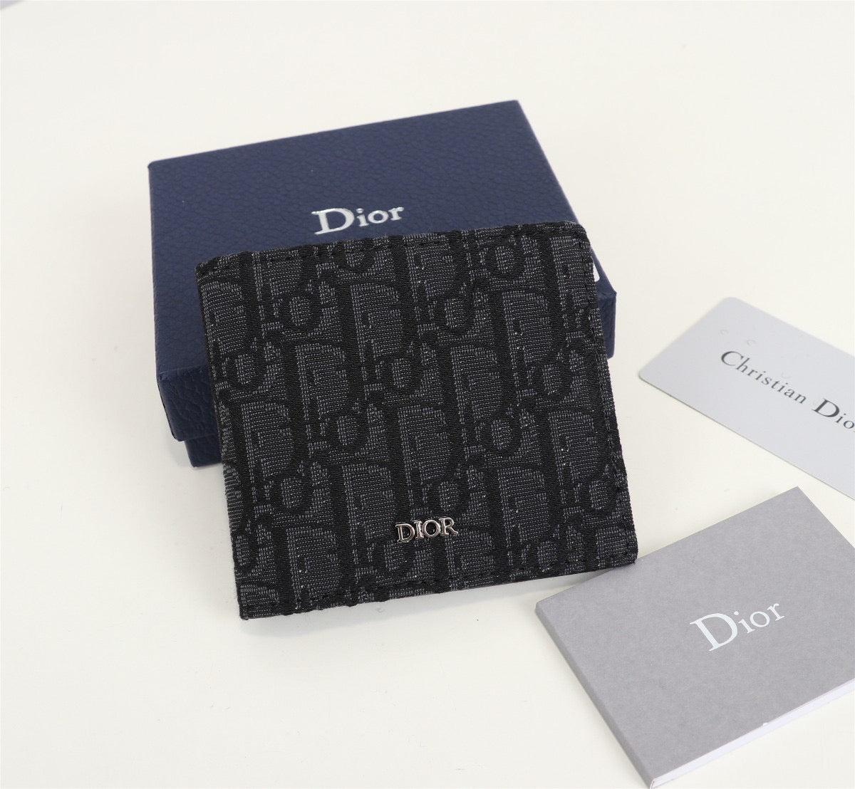 Oblique Wallet