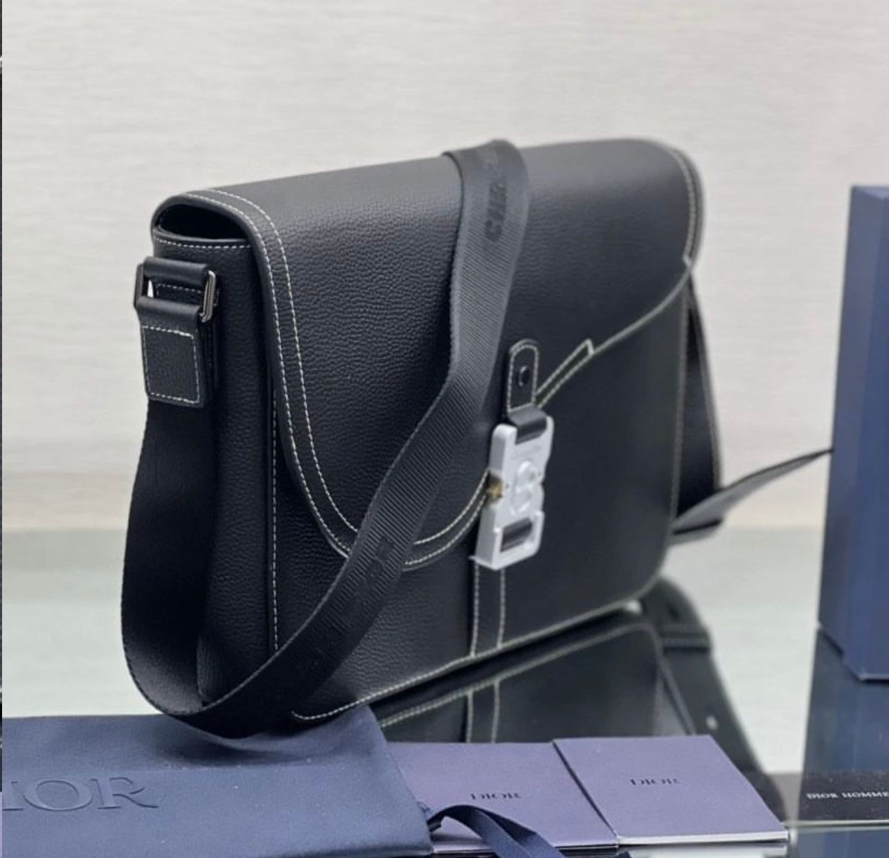 Saddle Messenger Bag