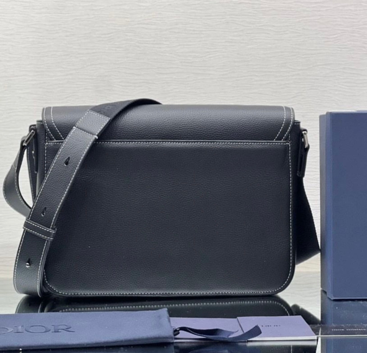 Saddle Messenger Bag
