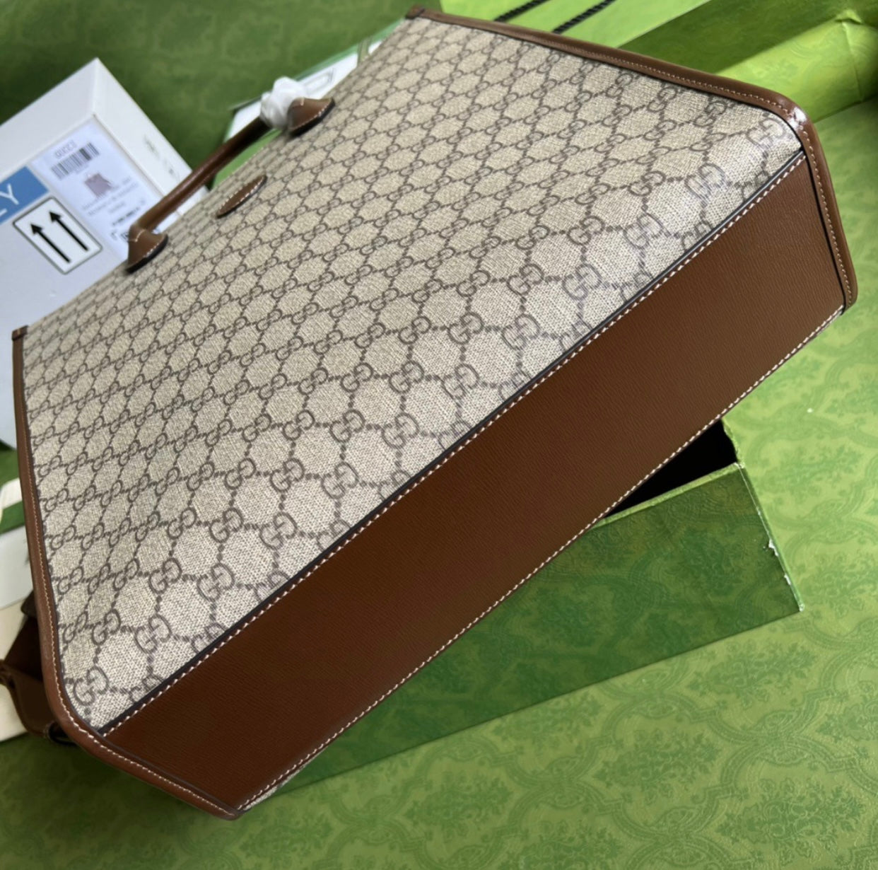Medium Tote