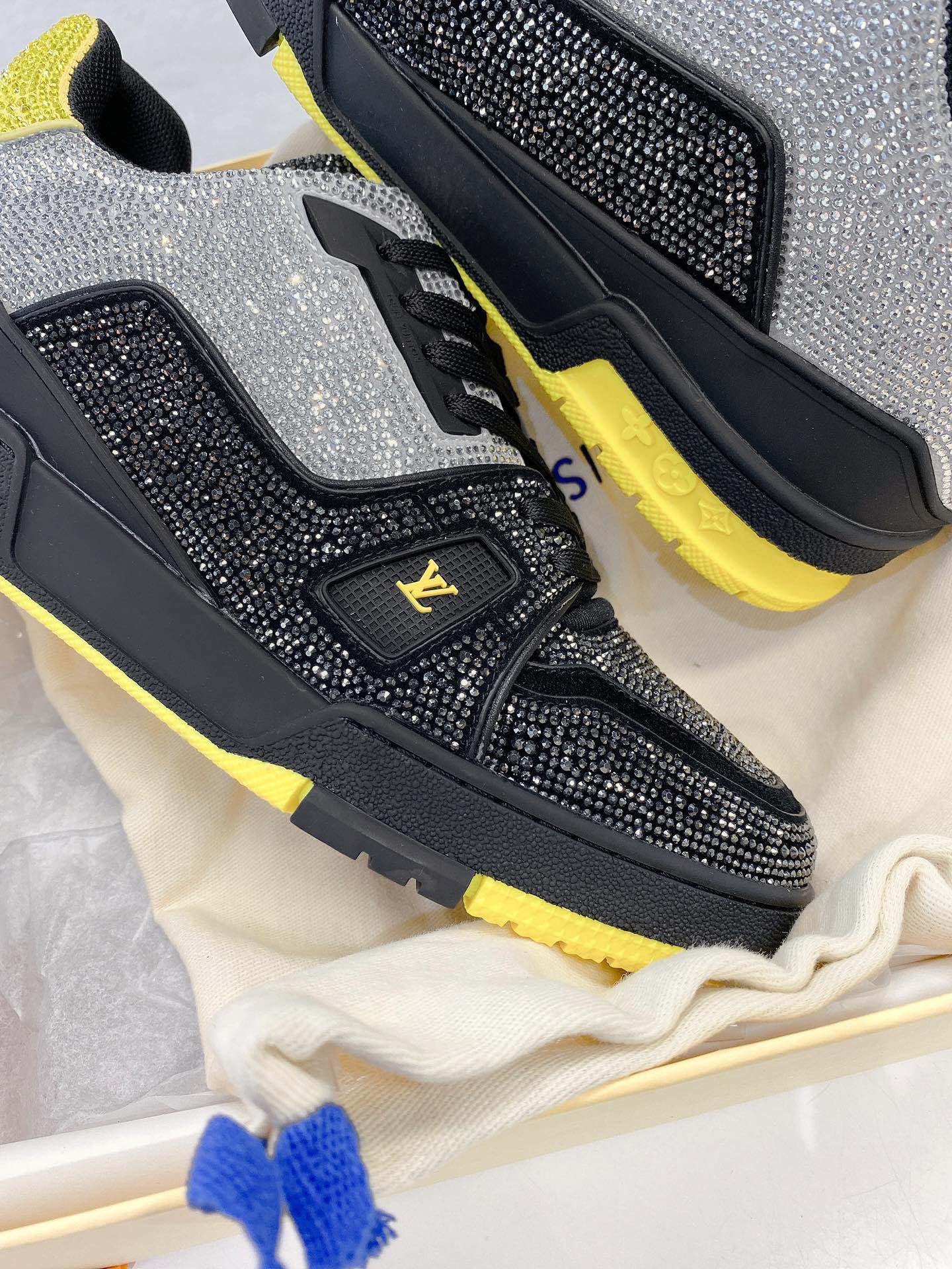 LV Strass Trainers
