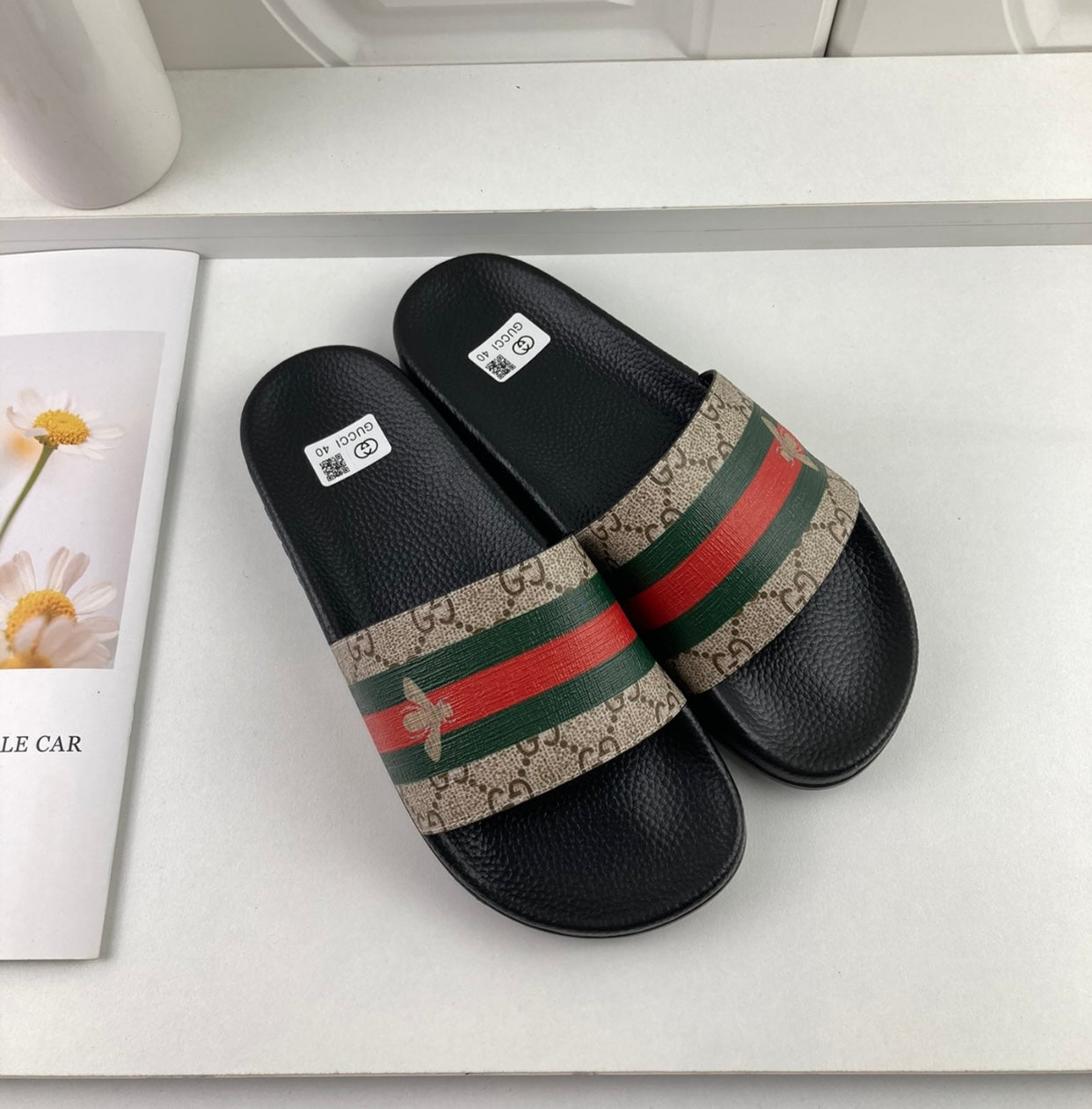 Logo Slides