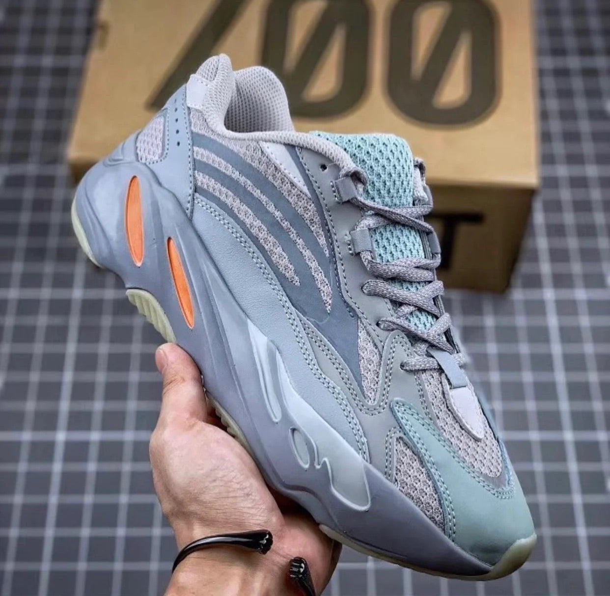 Boost 700