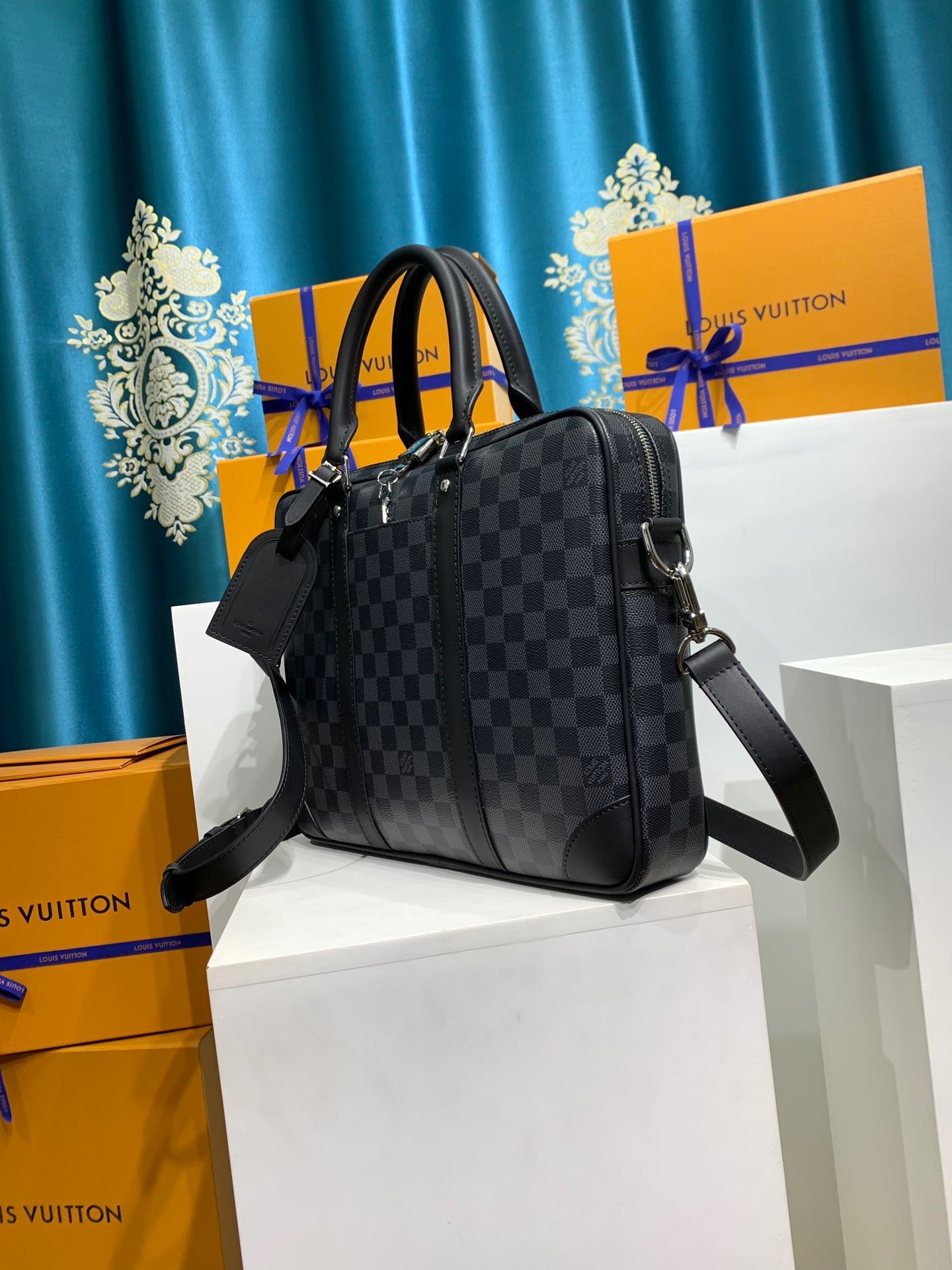 Voyage PM Briefcase