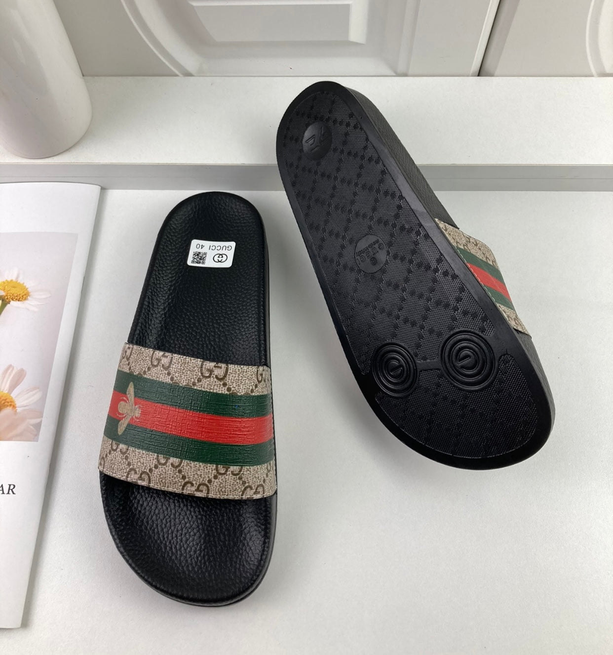 Logo Slides