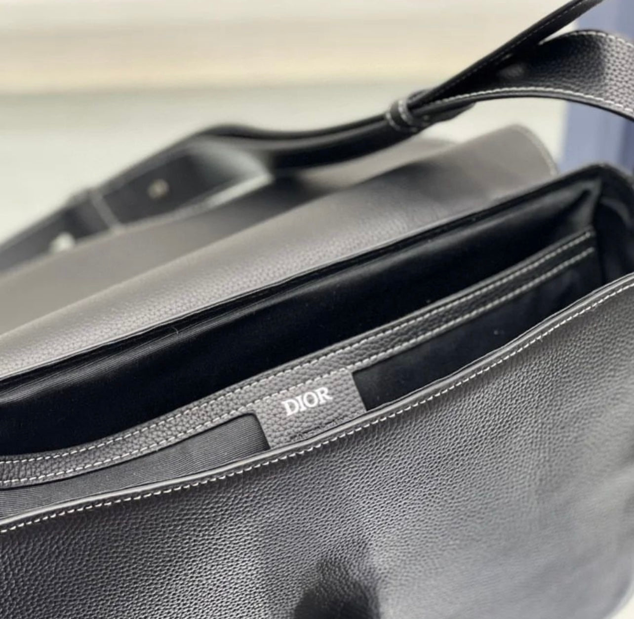 Saddle Messenger Bag