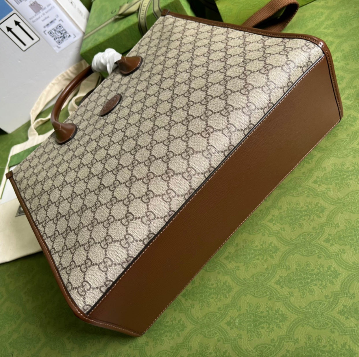 Medium Tote