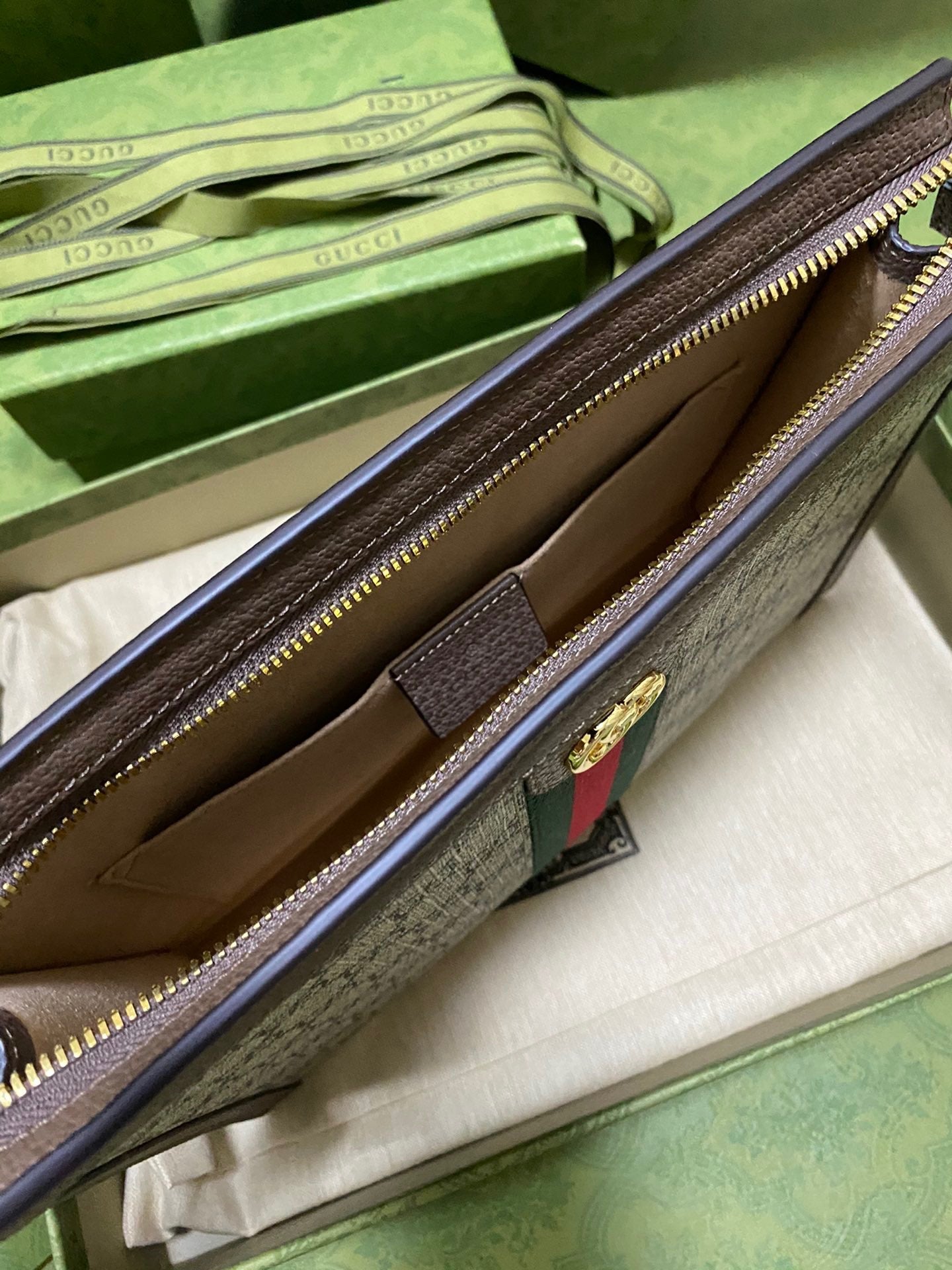 Ophidia Pouch